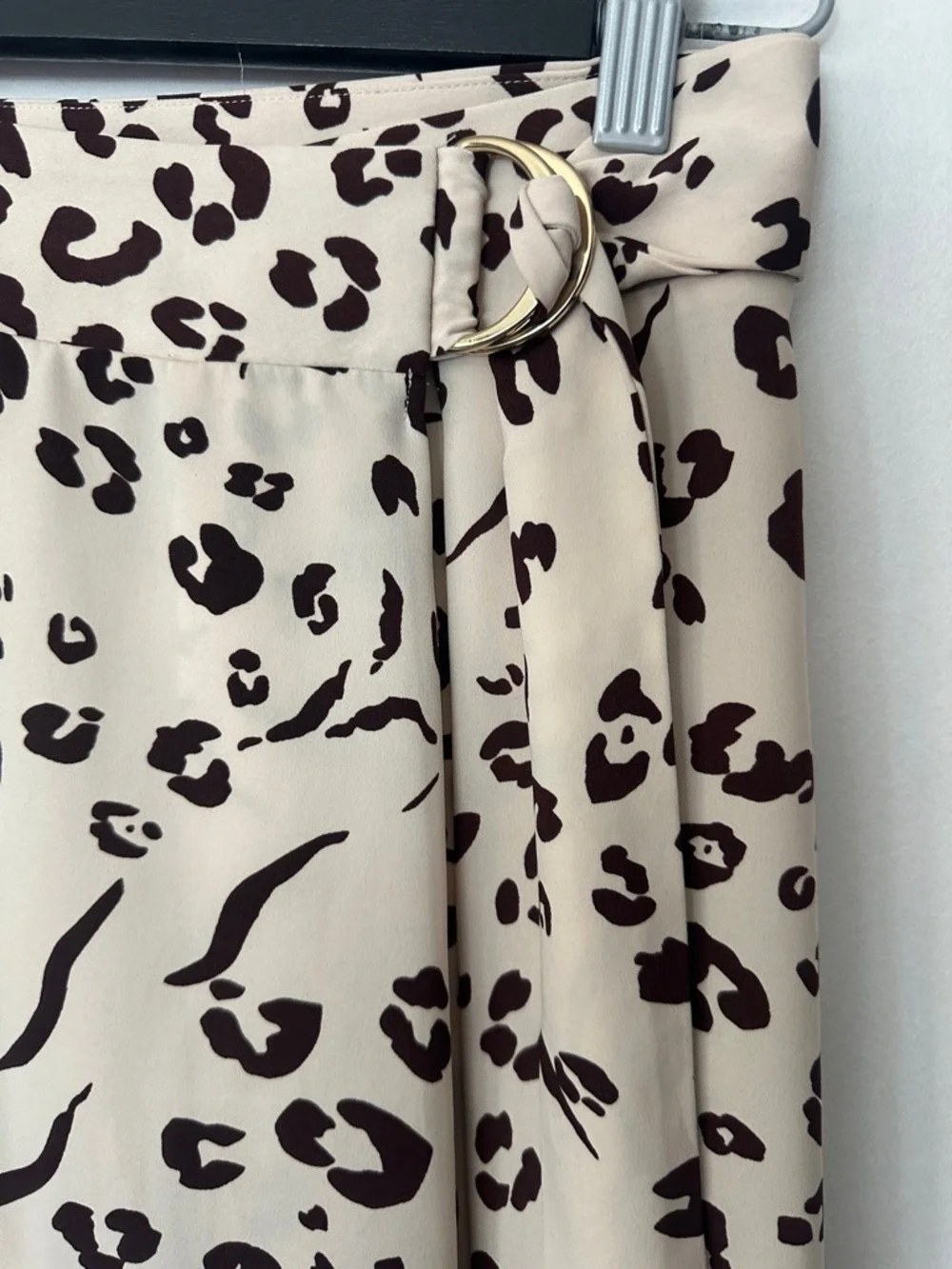 Nine West Beige Animal Print Wrap Midi Skirt Women’s Small